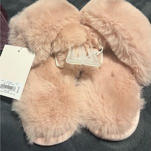 Very soft and comfortable and cozy you will have ever